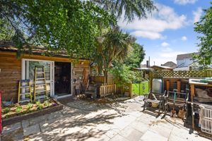 Workshop to Very Rear of Garden - click for photo gallery